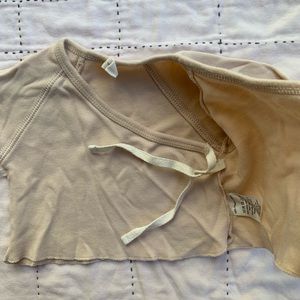 quincy mae Shirts & Tops - Quincy Mae organic kimono top in Bone. Size:0-3m quincy mae Shirts & Tops - Quincy Mae organic kimono top in Bone. Size:0-3m